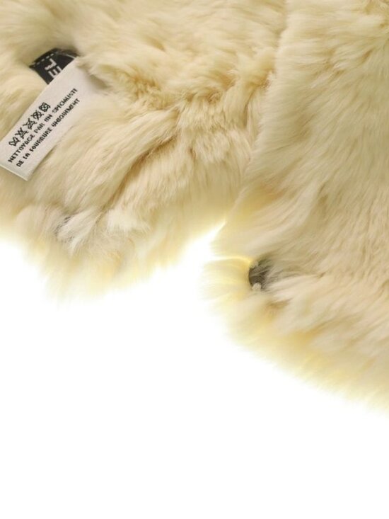 Chanel CC Logo Rabbit Fur Scarf Shawl Ivory - Picture 6 of 6